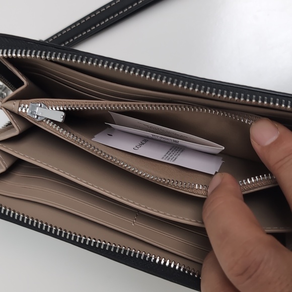 Coach CR622 Long Zip Around Wallet With Checkerboard Print BLACK( Last One) - Picture 6 of 12